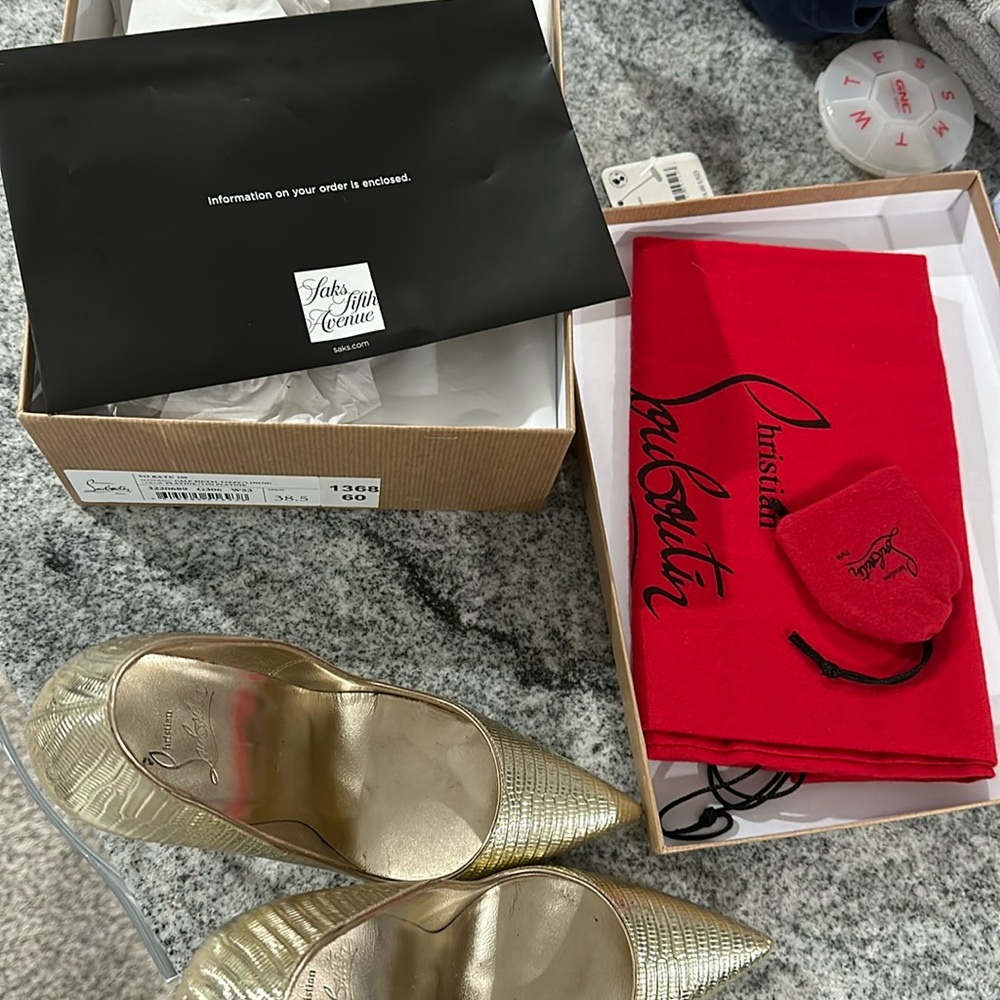 Christian Louboutin So Kate 120mm